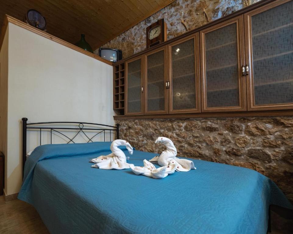 Апартаменты Menecrates Rustic - San Matteo Agios Matthaios  Экстерьер фото